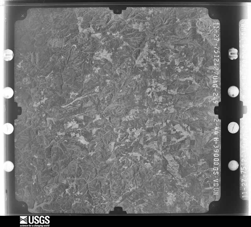 U.S. Geological Survey aerial photograph, 1975-12-01, scale 1:78000