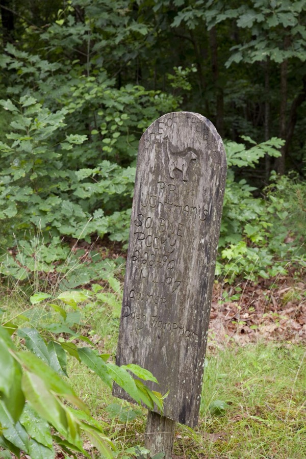 Key Underwood Coon Dog Memorial Graveyard, Colbert County, Alabama