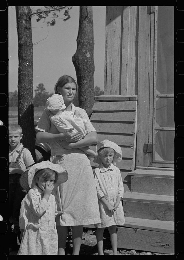 Wife and children of resettled farmer, Jackson County, Alabama