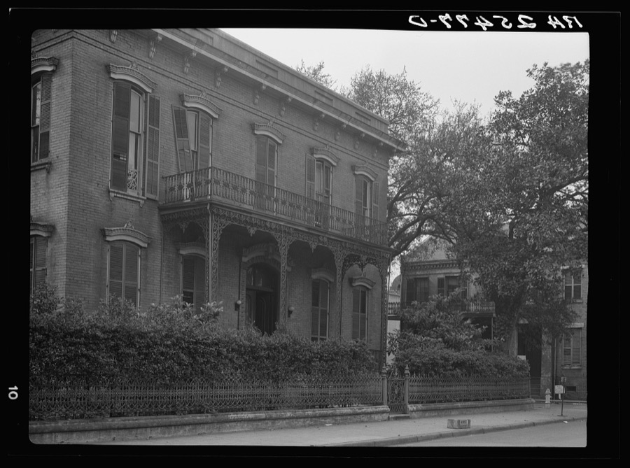 An old house in Mobile, Alabama