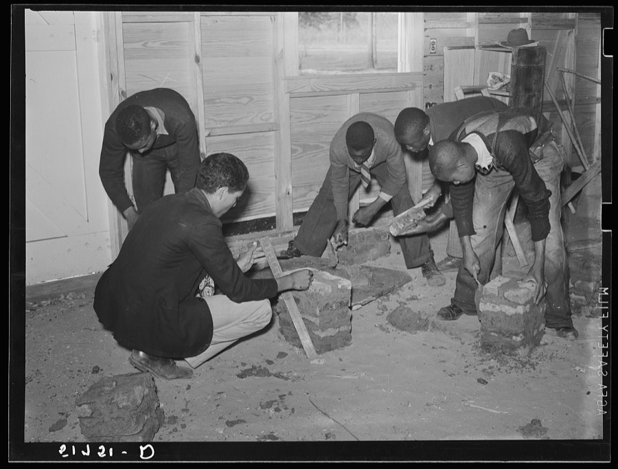 Students in shop class building an oven kiln out of bricks and cement. Prairie Farms, Alabama