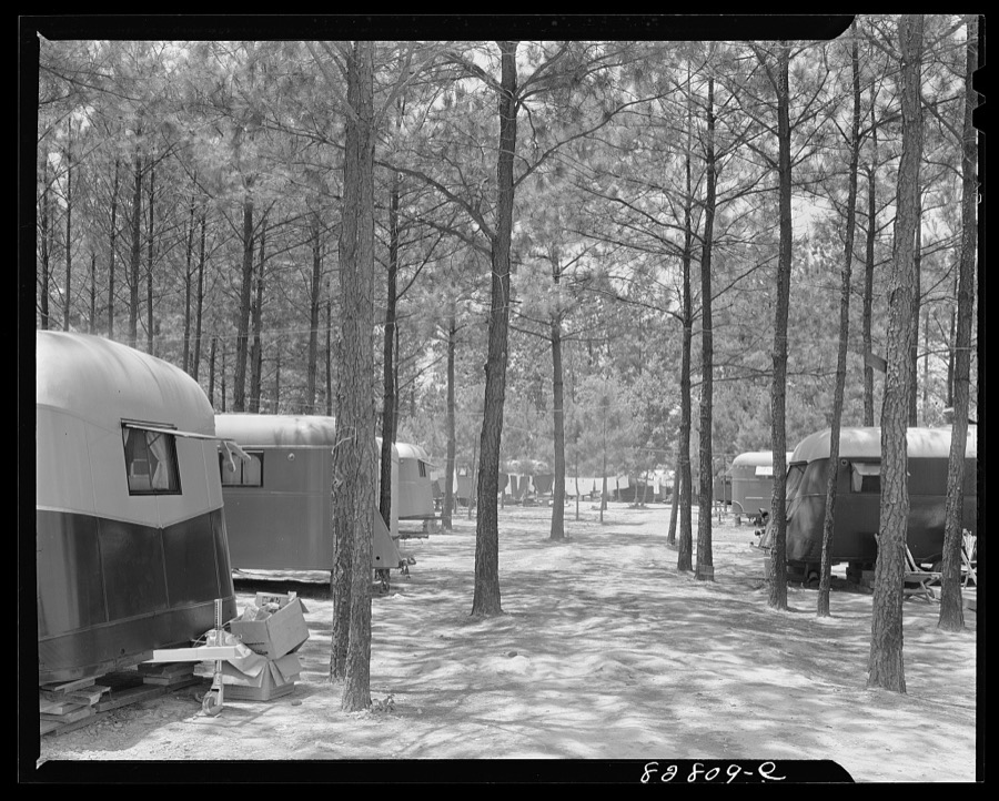 Childersburg, Alabama. Trailer camp where the rent is three dollars a month