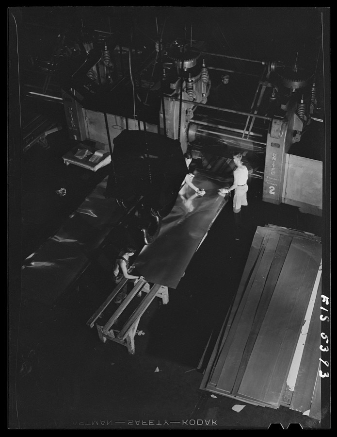 Sheffield, Alabama. Reynolds Alloys Company. Cold rolling of aluminum sheets