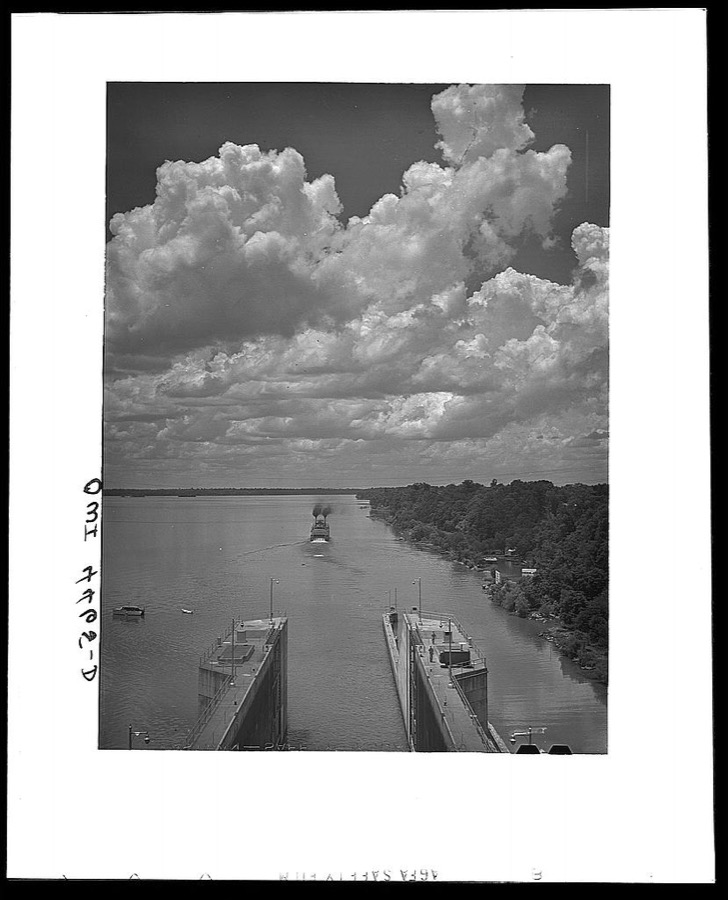 Wheeler Dam, Alabama (Tennessee Valley Authority (TVA)). Excursion steamer leaving locks at Wheeler Dam, Alabama