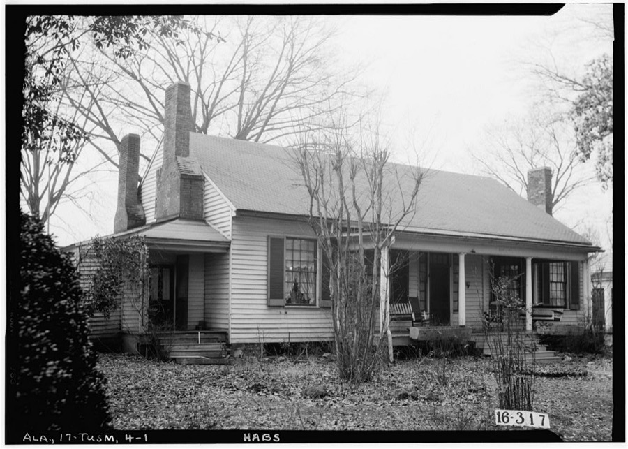 Helen Keller House, 300 West North Commons, Tuscumbia, Colbert County, AL