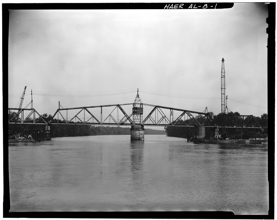 Bridgeport Swing Span Bridge, Spanning Tennessee River, Bridgeport, Jackson County, AL