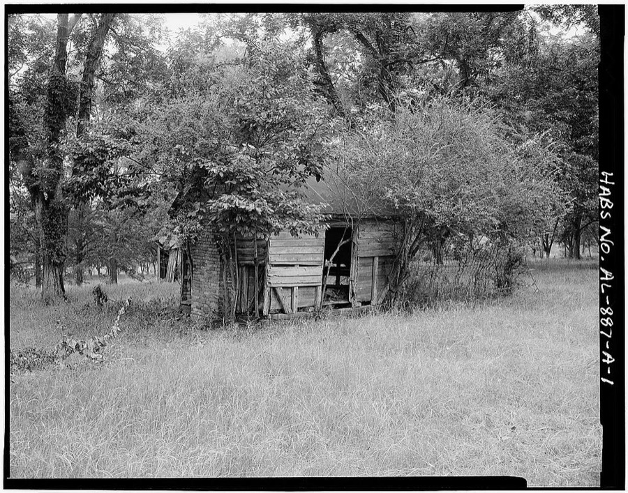 John McQueen Servant's House, U.S. Highway 80 East of Berry Lake Road, Burkville, Lowndes County, AL