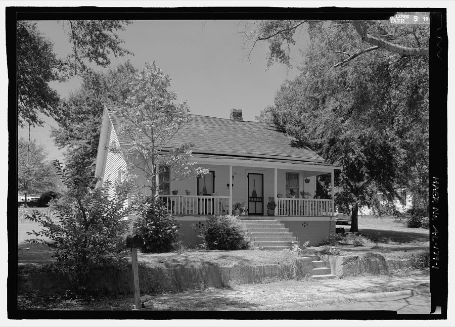 1002 South First Street (House), 1002 South First Street, Lanett, Chambers County, AL