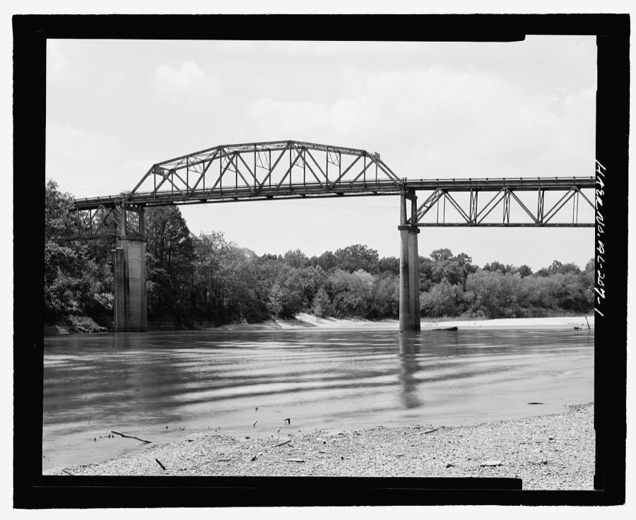 Tutwiler Bridge, Spanning Tombigbee River on Alabama State Highway 9, Gainesville, Sumter County, AL