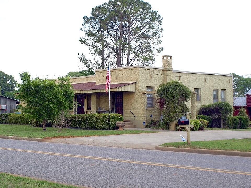 Photograph of Clyde Carter House
