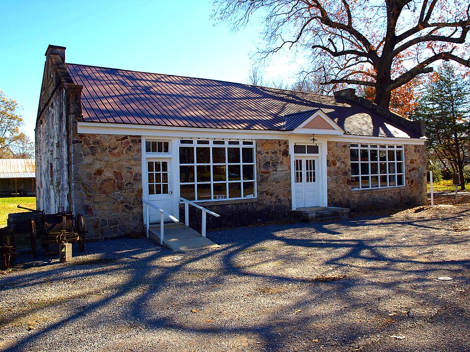 Photograph of Skyline Commissary