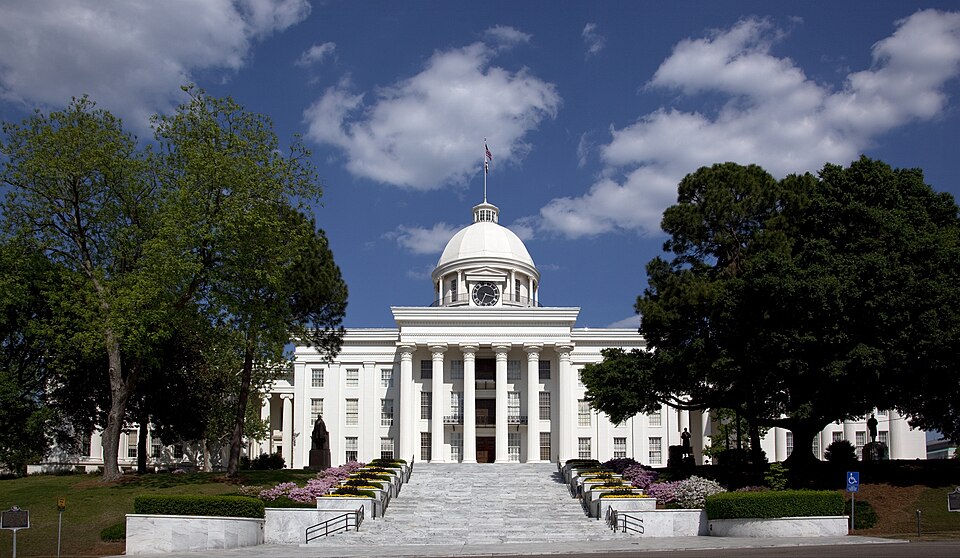 Photograph of Alabama State Capitol