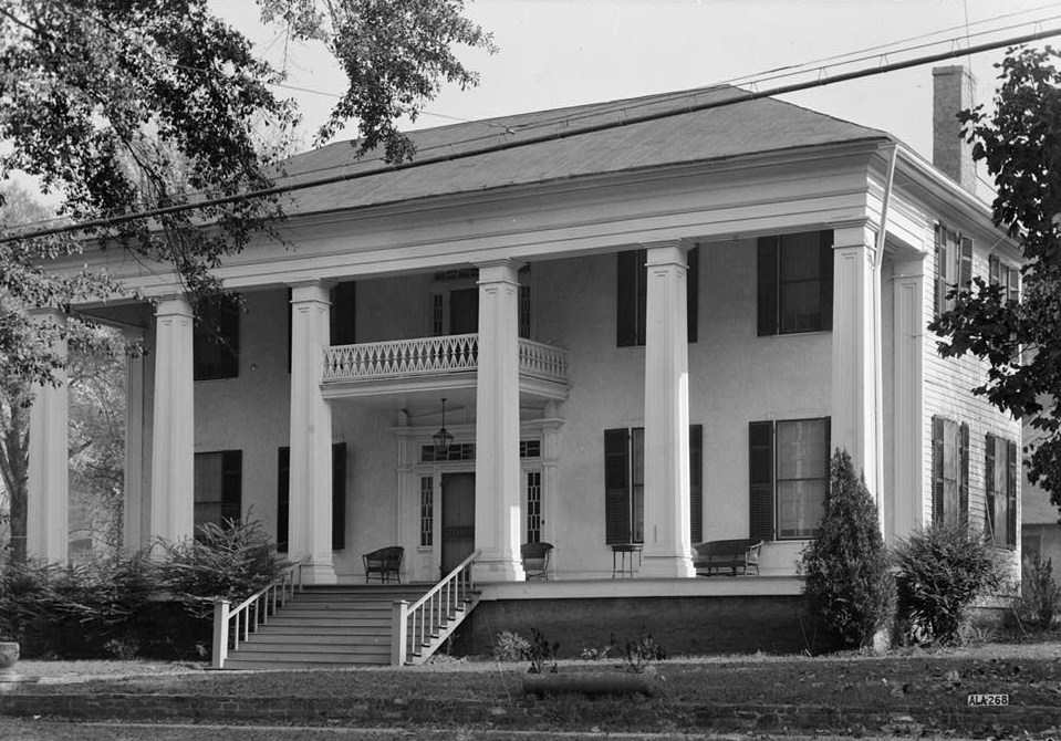 Photograph of Collier-Overby House