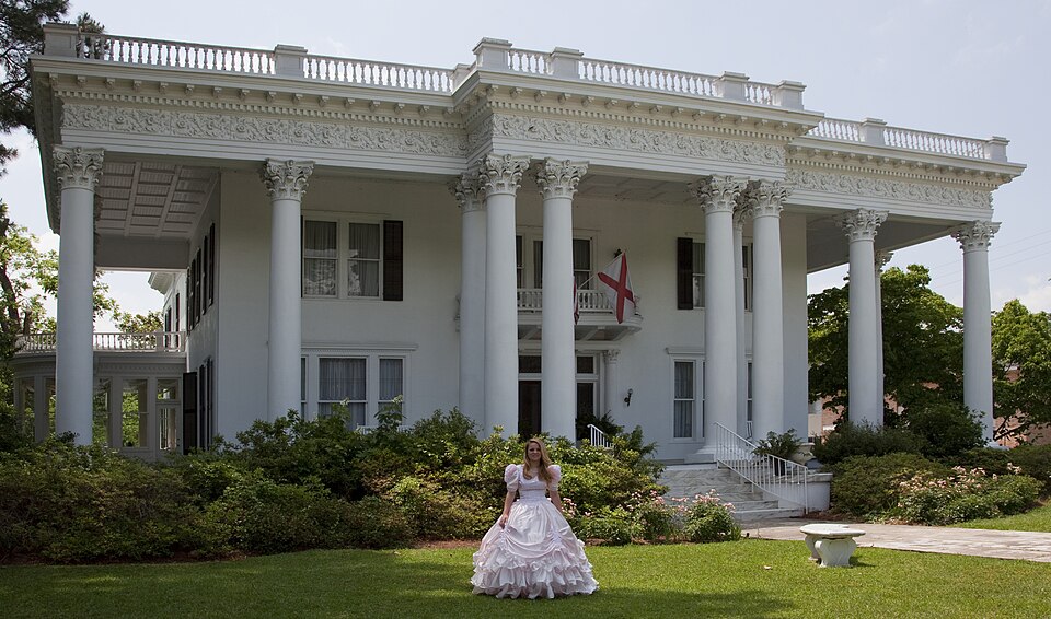 Photograph of Shorter Mansion