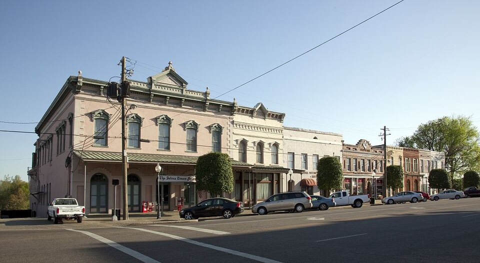 Photograph of Water Avenue Historic District