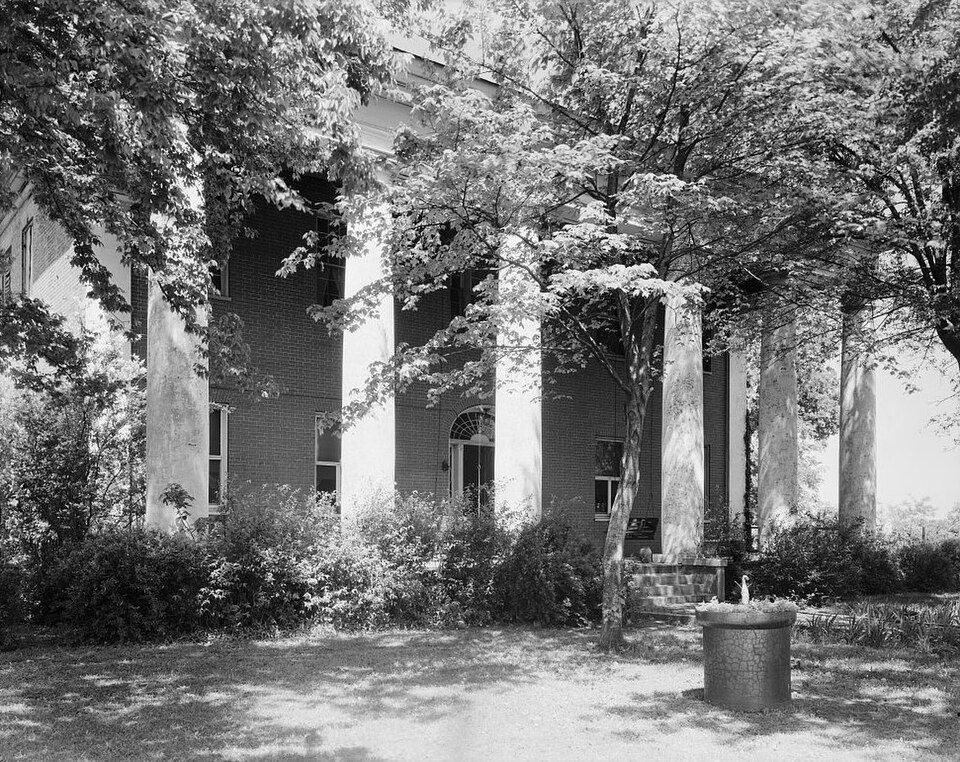 Photograph of Belle Mina
