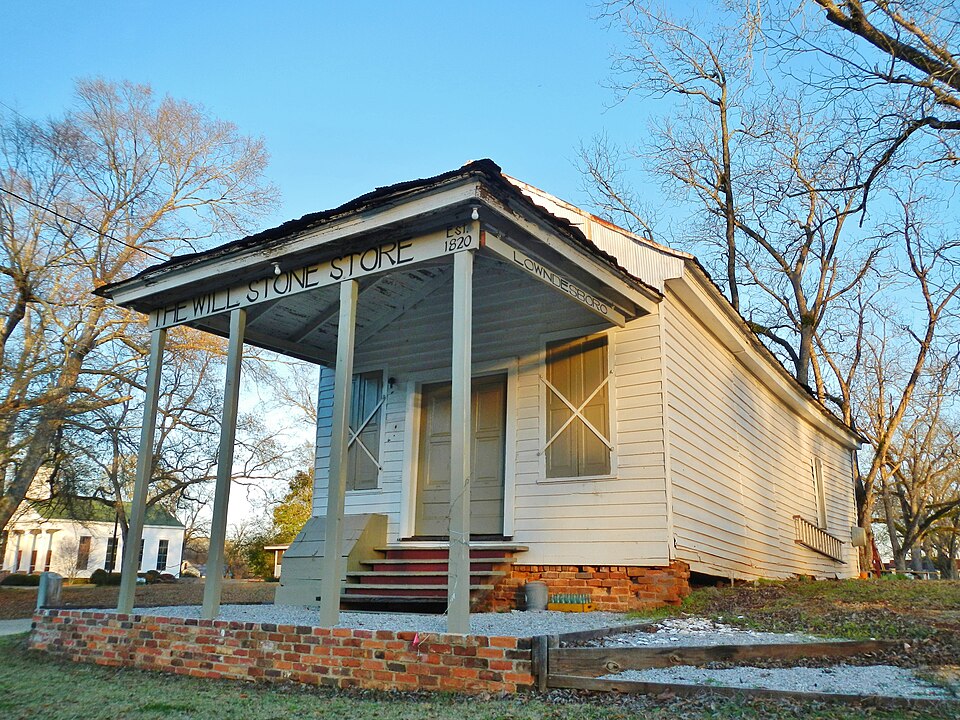 Photograph of Lowndesboro Historic District
