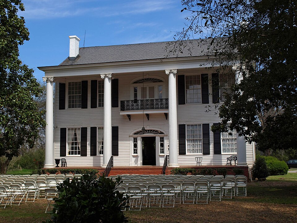 Photograph of Montgomery-Janes-Whittaker House