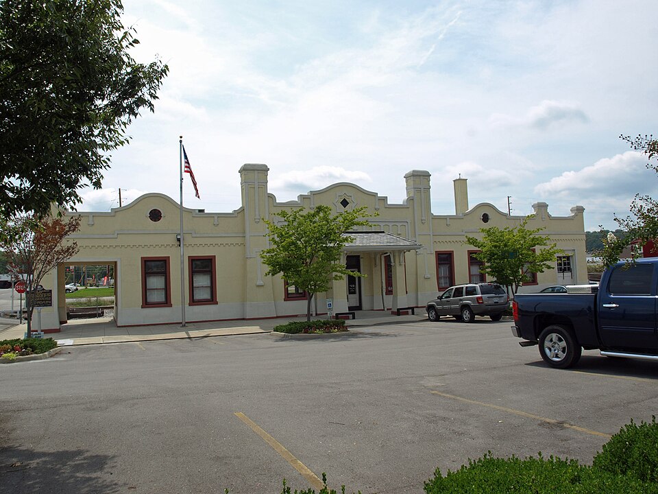 Photograph of Louisville and Nashville Railroad Depot