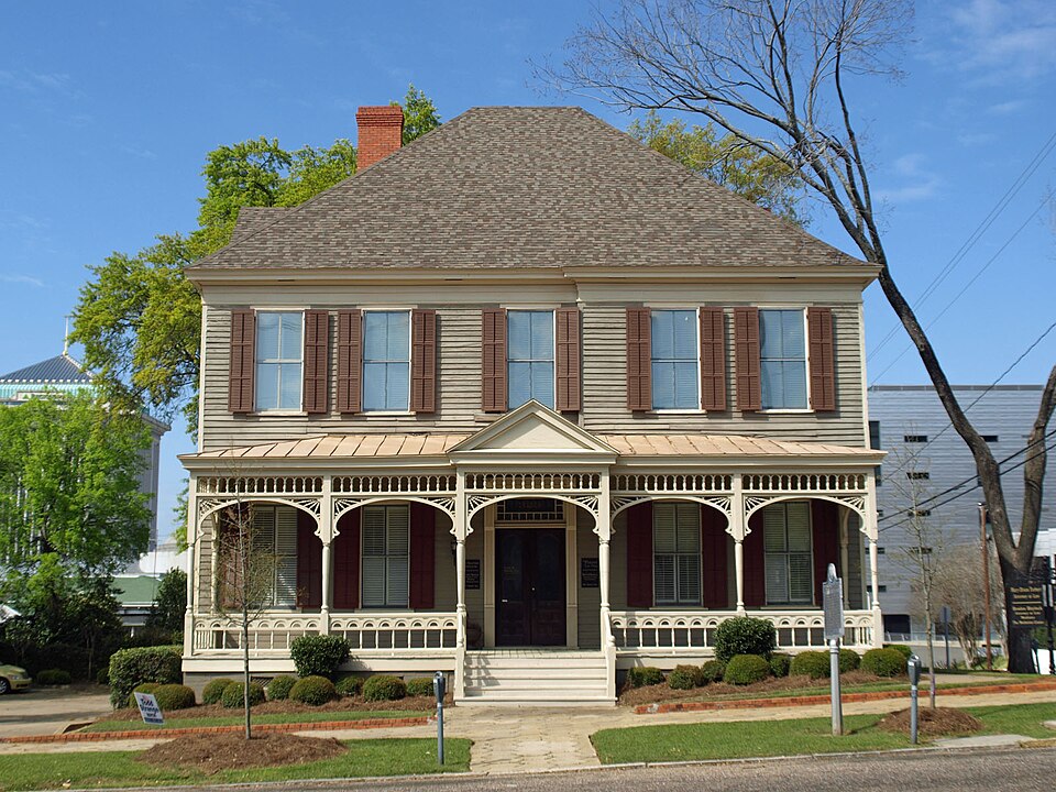 Photograph of Gov. Thomas G. Jones House