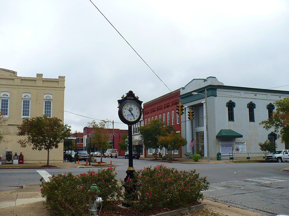 Photograph of Demopolis Historic Business District