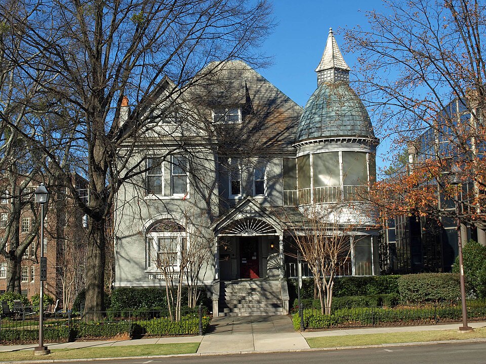 Photograph of Bradshaw House