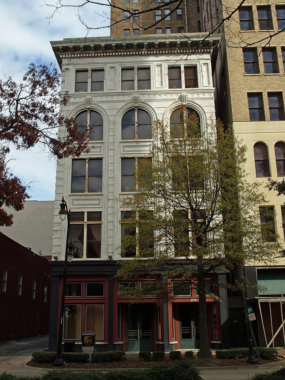 Photograph of Nabers, Morrow and Sinnige Building