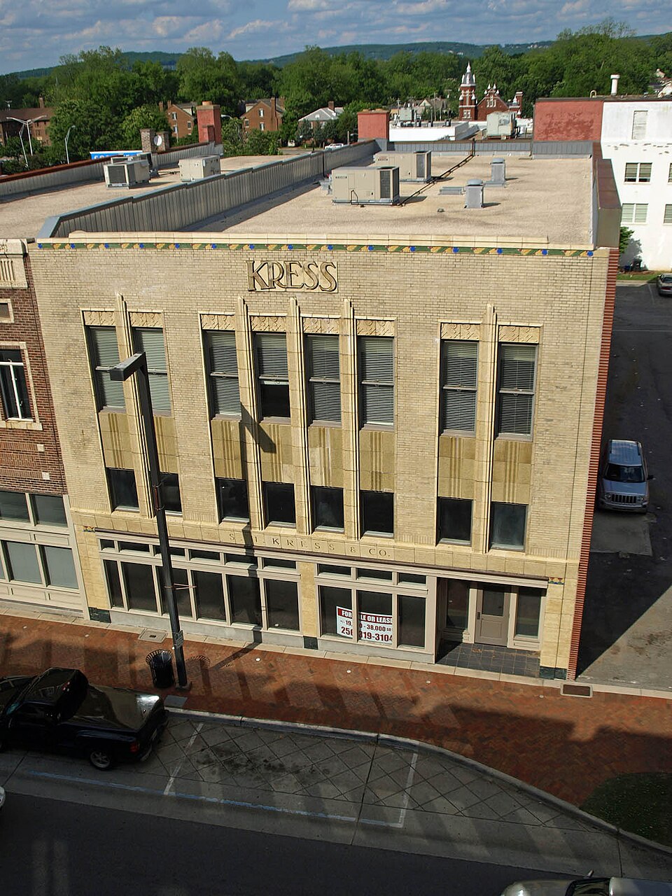 Photograph of S. H. Kress and Co. Building
