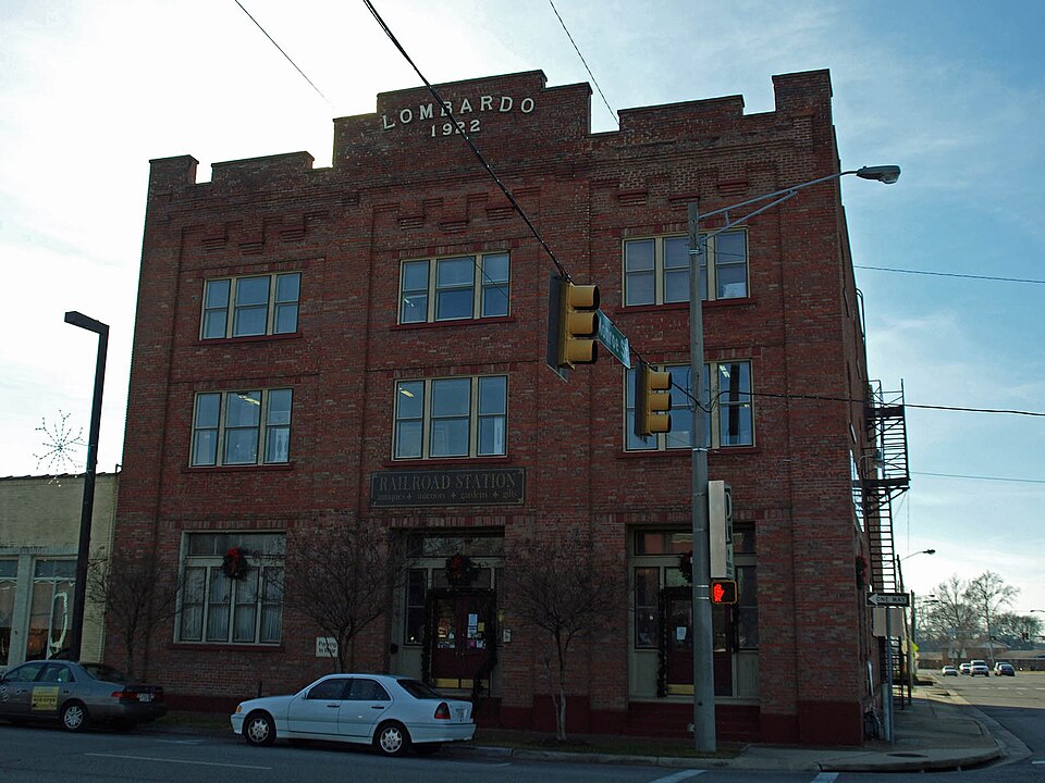 Photograph of Lombardo Building