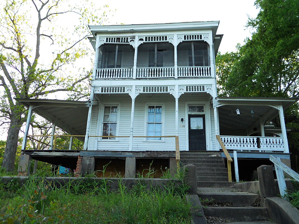 Photograph of Shapre-Monte House