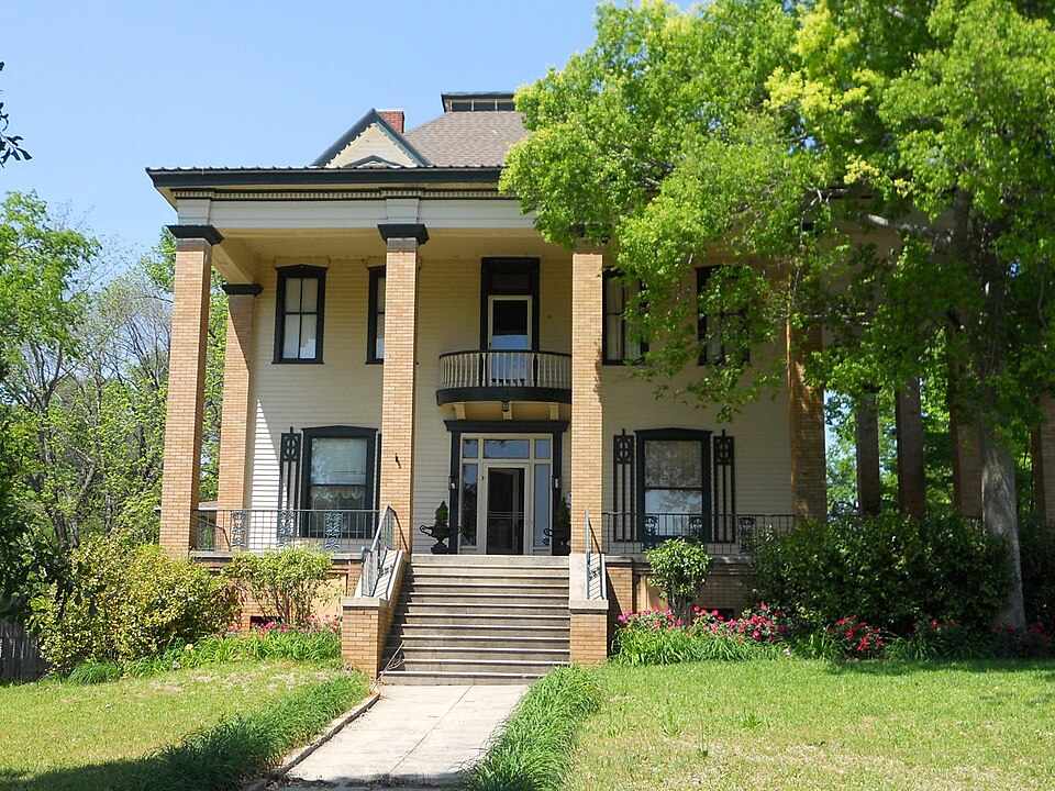 Photograph of Floyd-Newsome House