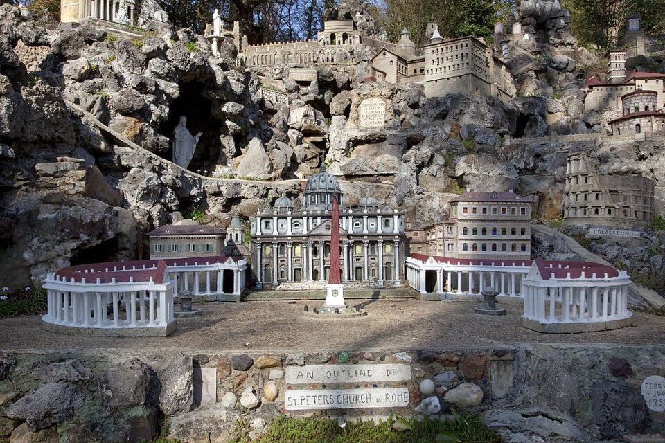 Photograph of Ave Maria Grotto