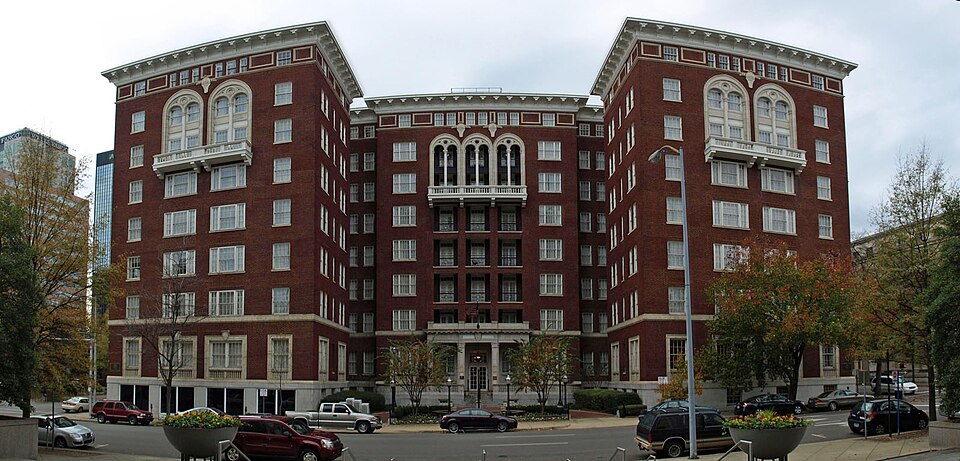 Photograph of Ridgely Apartments