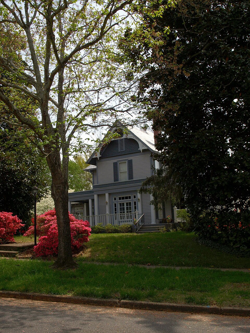 Photograph of Lansing T. Smith House