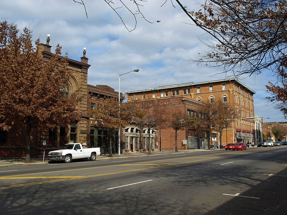 Photograph of Morris Avenue - First Avenue North Historic District