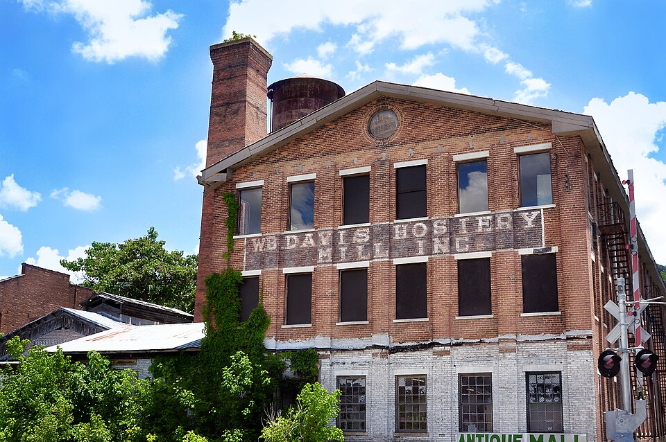 Photograph of W. B. Davis Hosiery Mill