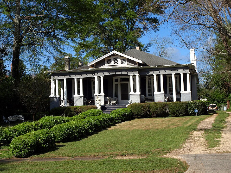 Photograph of Fort Dale-College Street Historic District
