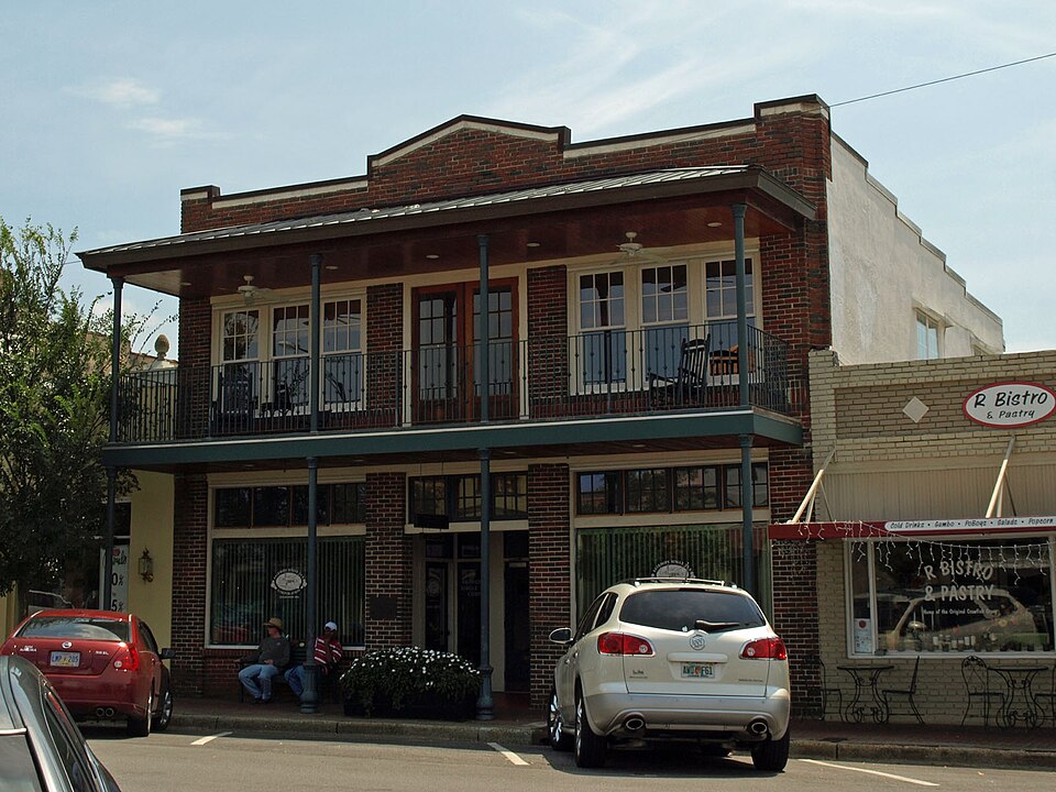 Photograph of Gaston Building