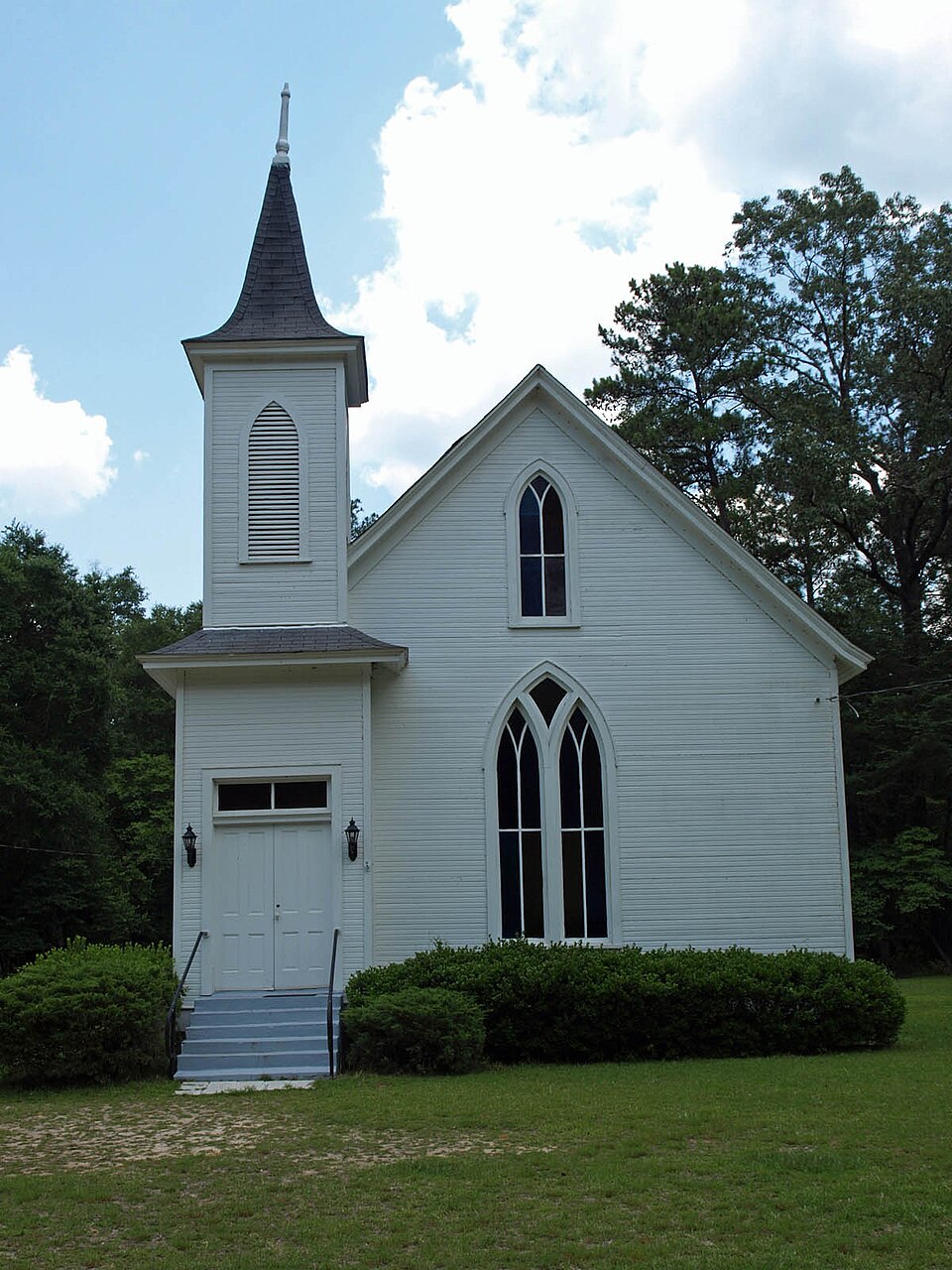 Photograph of Latham United Methodist Church