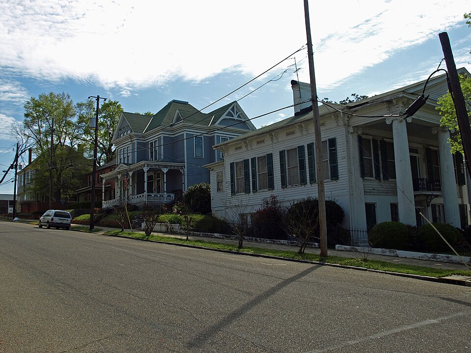 Photograph of Dowe Historic District