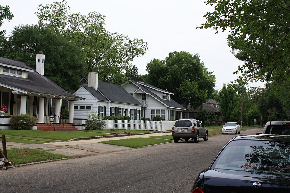 Photograph of Icehouse Historic District