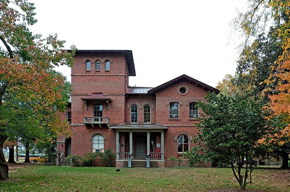 Photograph of Kenworthy Hall
