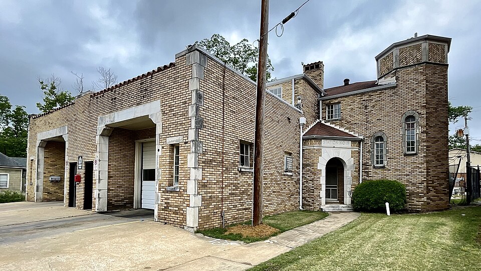 Photograph of Fire Station No. 19