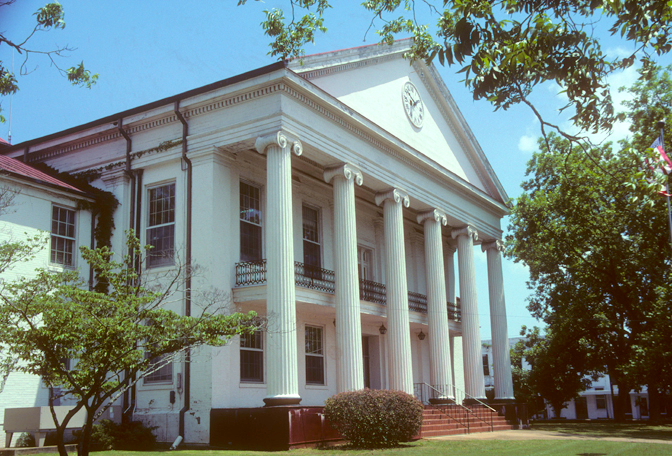 Photograph of Marion Courthouse Square Historic District