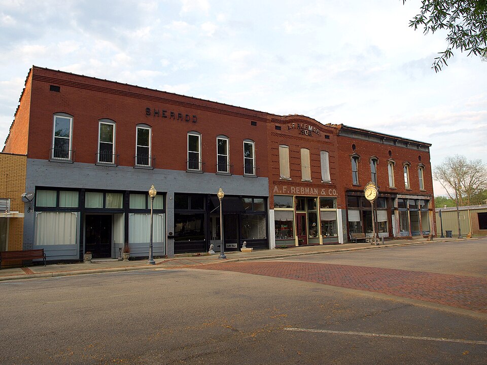 Photograph of Courtland Historic District