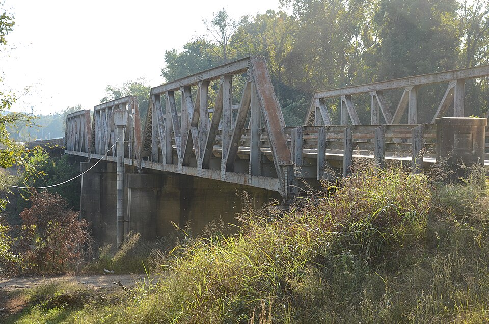 Photograph of Ben Laney Bridge