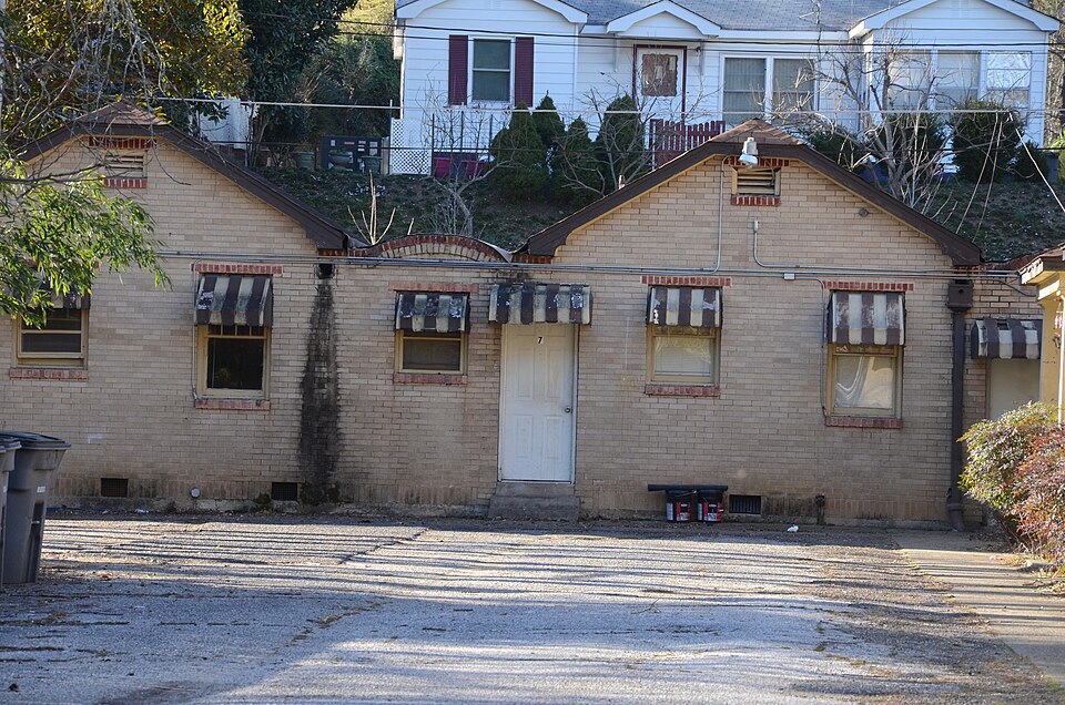 Photograph of Bellaire Court Historic District