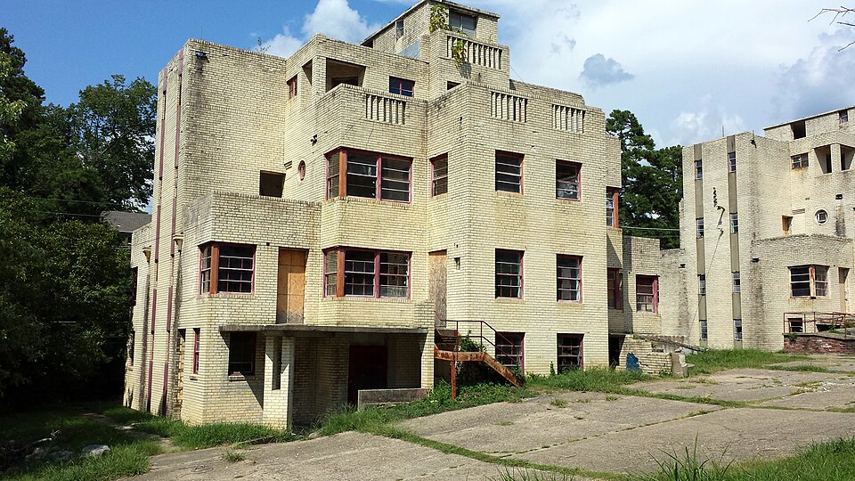 Photograph of Mountainaire Hotel Historic District