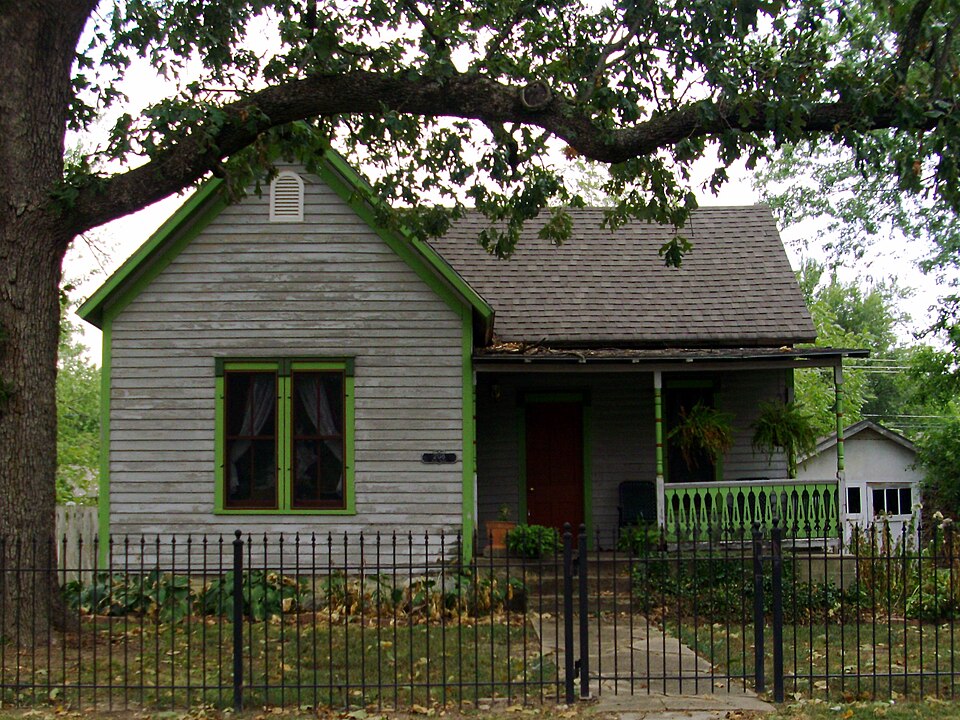 Photograph of Railroad Cottage
