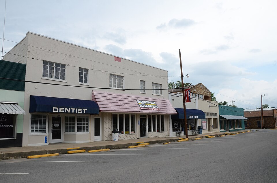 Photograph of Clinton Commercial Historic District